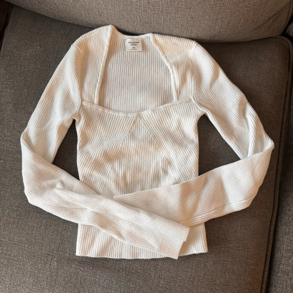 Long sleeve squareneck knit top - Picture 1 of 1
